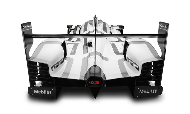 Illustration for article titled Today in 'Model Cars That Cost More Than a Year of College Tuition': The $14,689 Porsche 919 Hybrid